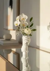 Sarılan El Dekoratif Mini Vazo