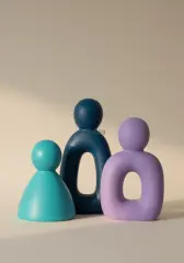 Dekoratif Renkli Soyut Üçlü Aile Figürü Obje