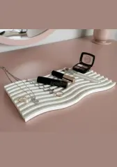 Dekoratif Modern Dalgalı Beyaz Sunum Tepsisi